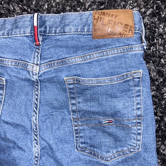Tommy Hilfiger Spellout Jeans - Picture 7 of 8
